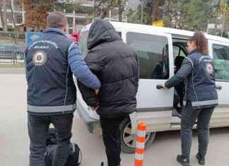 Amasya’da Göçmen Kaçakçılığı Yaptıkları İddiasıyla Tutuklanan 2 Zanlı amasyada-gmen-kaakl-yaptklar-iddiasyla-tutuklanan-2-zanl