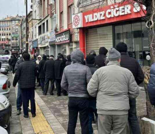 Zam Söylentisi: Uzun Kuyruk ve Bekleyişler zam-sylentisi-uzun-kuyruk-ve-bekleyiler