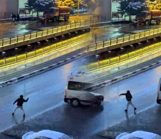 Tokat’ta tehlikeli çocuk oyunu görüntülendi tokatta-tehlikeli-ocuk-oyunu-grntlendi